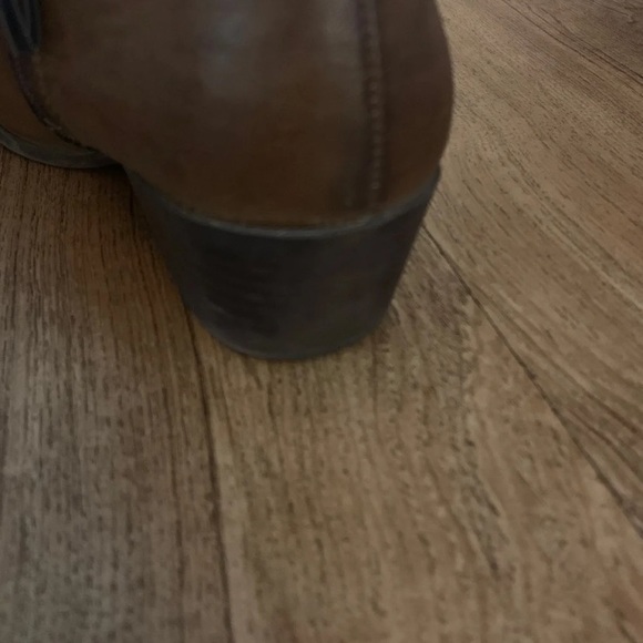 Brown booties - Picture 3 of 4